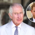 In pictures: Mahira Khan stuns in blue gown at Dubai awards, clinches Artist in Fashion honour