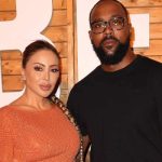 Shah Rukh Khan greets fans on Eid from Mannat