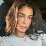 Victoria Beckham recalls kids 'throwing Coke cans' at her