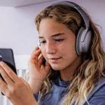 Harry Styles, Zoe Kravitz dismiss breakup rumors with PDA-filled outing