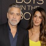 Jamie Lee Curtis decides to step away from social media for holidays