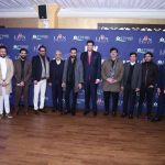 Troubled Louvre turns to tourists